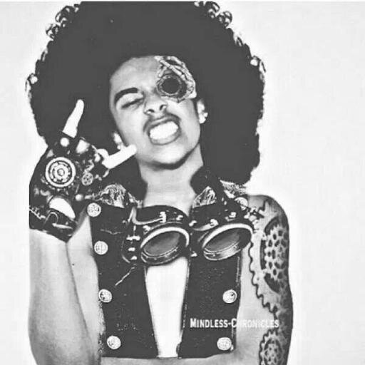 I love being different and I LOVE TO ROCK I'M A MISFIT ALL DAY BABE