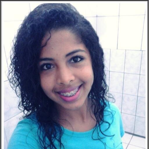 Que a felicidade vire rotina. *-*