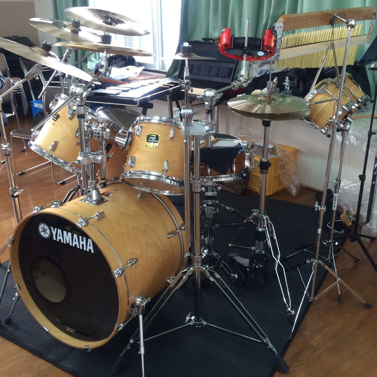 車と音楽が好きです。 吹奏楽で🥁と🎺やってました。今年から再開します♫。神保彰さん最高！よろしくですm(_ _)m