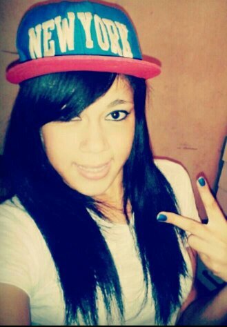 - E por maais, qe vooç me deeixe no futuuro, vaale oo risco, eu juroo, nunca amei ninguem assim ♬♪ vooc é só meu Somente M-E-U @a_jr94 ♥∞