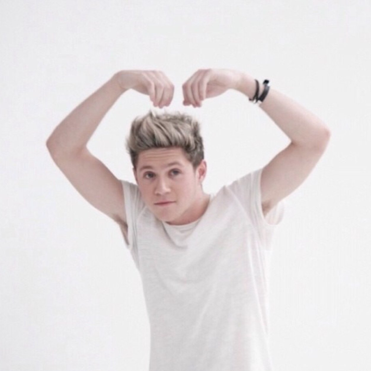 ayedimples's profile picture. ;