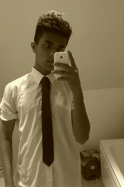 khan_fam's profile picture. Insta- fahim_15khan