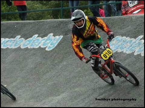 I like bmx raceing and also like xbox follow me and il follow you back x