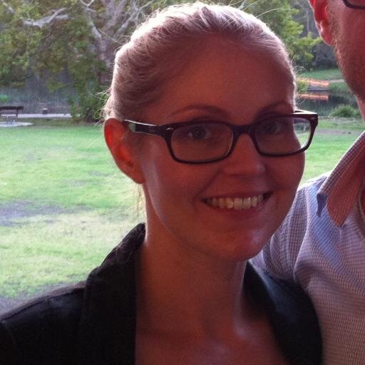 EmRobertson_Aus's profile picture. I make nutrition easy for private clients & fitness professionals. I love muay thai, lifting heavy things & writing. Click for CEC course info & downloads: