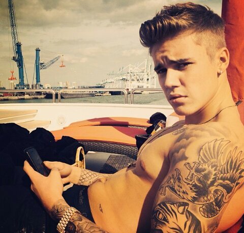 @justinbieber is my Life, is all that matters, Thanks Justin!! for being part of my life .BELIEBER FOREVER ♛ One Life (88) In I Tunes