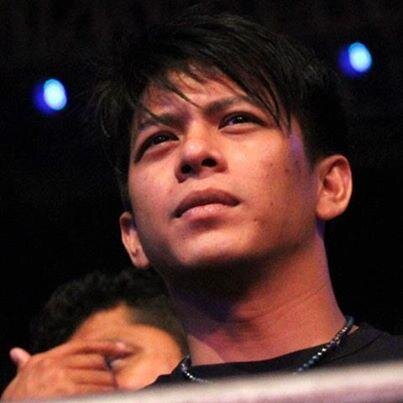 Fans terberatnya NOAH .
Dan cuma pengen ketemu NOAH aja ! Senengnya udah menjiwai ( ҂¬_¬)