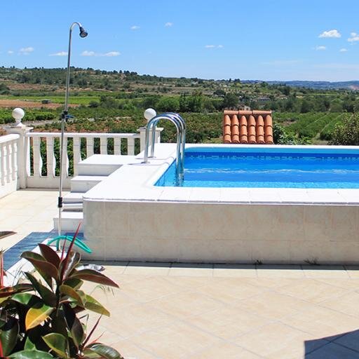 La Villa Del Carmen is a gorgeous #rental property near #Valencia in #Spain. Book now!