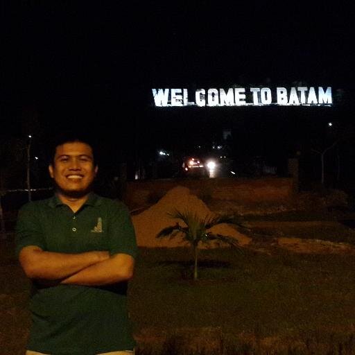 ariefbukhari_'s profile picture. 