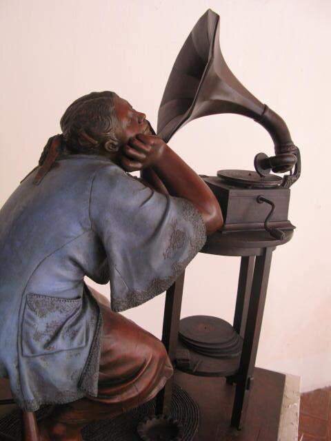 CarlotaDR20's profile picture. Periodista con criterio propio. No me interesa ser complaciente. Journalist with my own criteria. I don't care to be polite.#InformarNoEsDelito