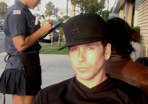 ♔ DB-List Actor ♔ Producer ♔ Former Hockey-Player (USHL) ♔ #HockeyRules ♔ Fitness Inventor ♔ Chiropractor ♔ Non-Singer ♔ Fitness Coach ♔
