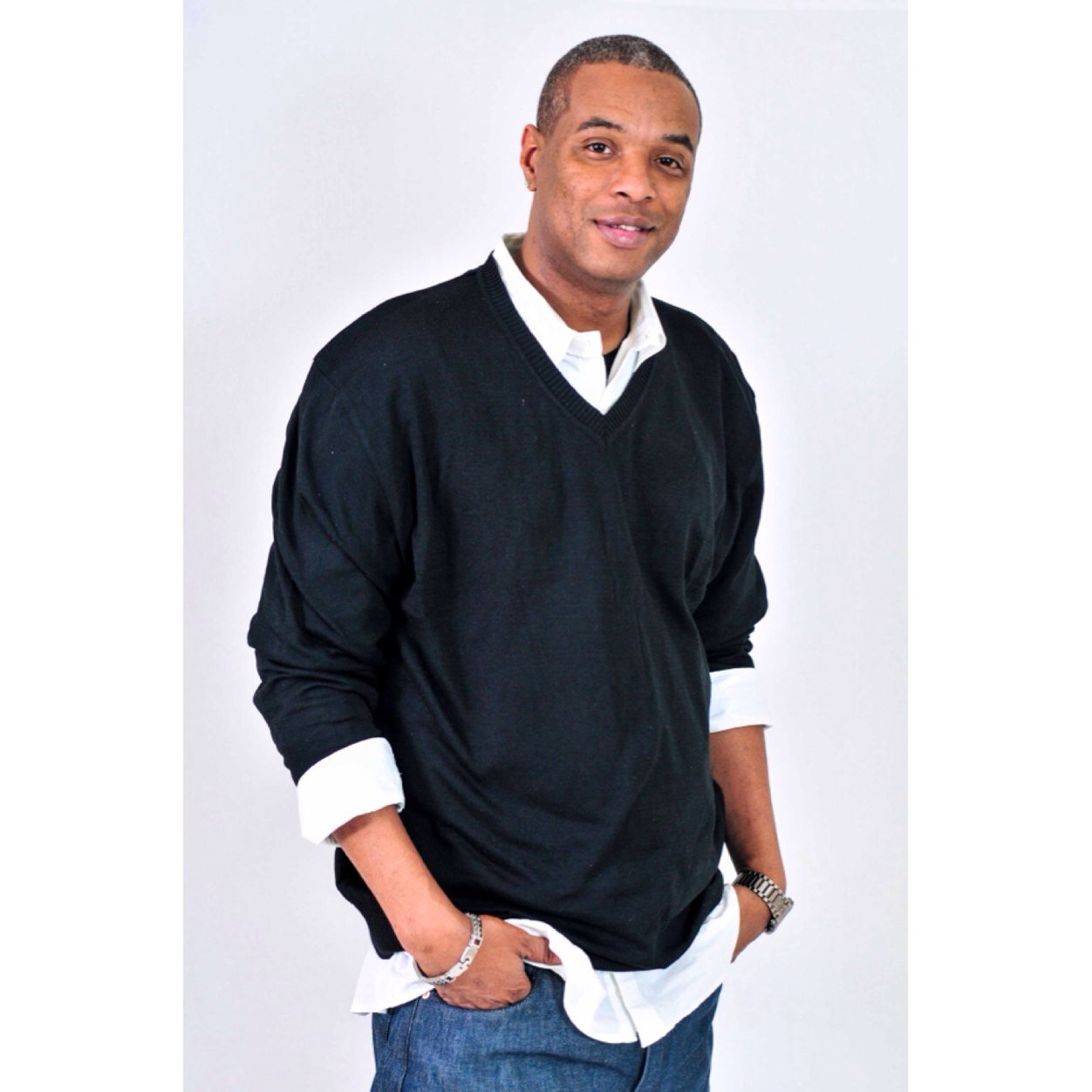 Jacques West aka 2LOOSE the Comedian. Look for me in your city soon! HOW LOOSE?!...2LOOSE! Booking jacqueswest22@gmail.com