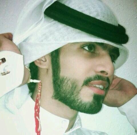 ‏إنسآن اوآصل وافآرق ، وآعشق واكره!
مآعيش .. لو مآ أحقق : مآ تمنيته .. 
ان طآح من عيني اليوم / الرجآ بكره !
وان طآح بكره ؟ تبسمت وتعديته ♡.