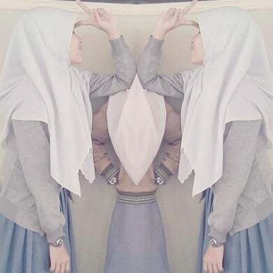 masih jadi murid smk n 5 yk..... halo! jgn ngestalk, ntar tuman loh ha-ha-ha.......