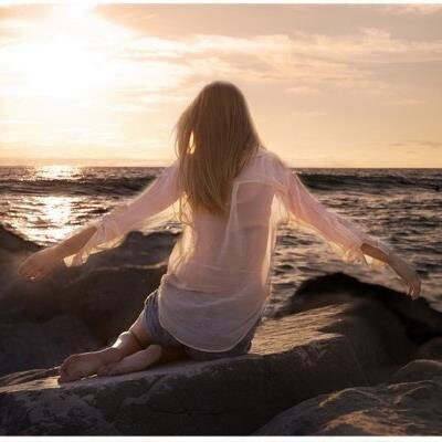 dacha_life's profile picture. уДачная жизнь
Счастье нельзя купить, но его можно родить…