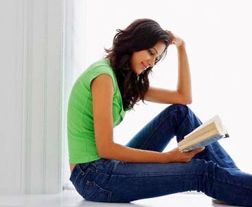 Promoting the good reading in English and Spanish. Promoviendo la buena lectura en Inglés y Español.