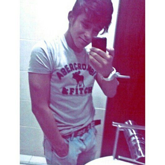 Insta - Leonardo_damatta Namorado da thamires gouveia :3