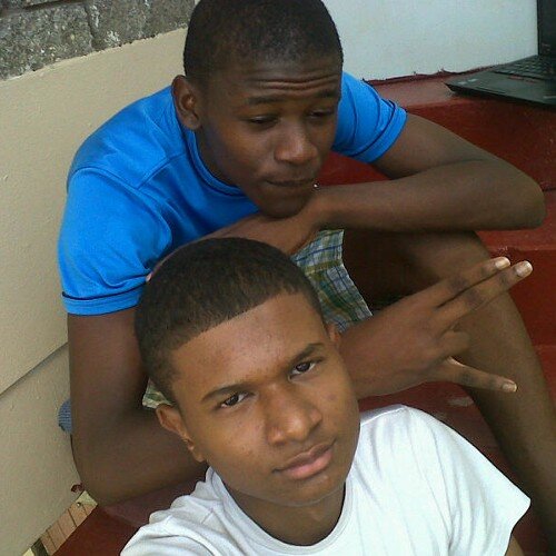 me na fraid no man.....de girls Dem ah run mih dung