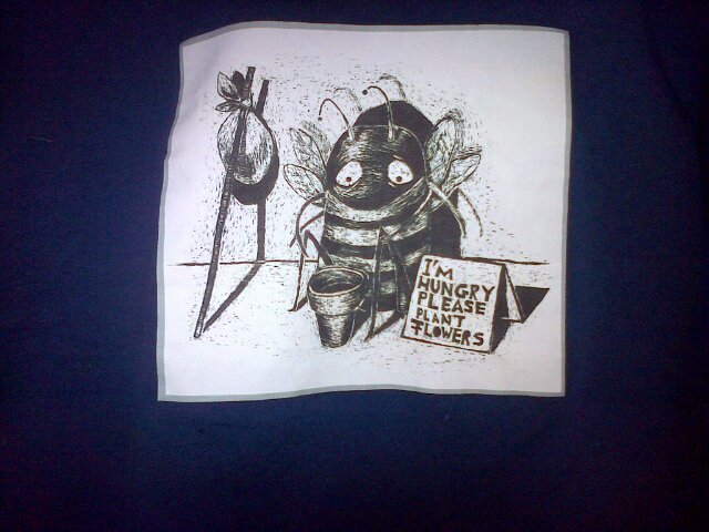 gingerpop9's profile picture. Bees, cycling, classical music, singing, walking the dog, dandelions & France. Dislikes: Bullies