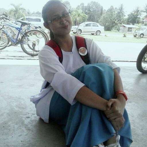 Hye,.Its Natalia Nangku here..Forshort Nat..follow me N I will follow back..ADD me at Facebook Natalia Nangku Lia I'm Waiting.. Wechat ID : natalianangku :*