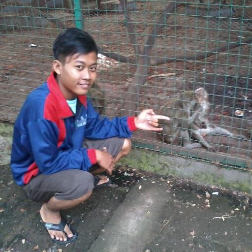 berusaha tidak terpengaruh dan iri sama orang lain, cukup tau dan berusaha keras untuk mencapai apa yang kita inginkan .. !!

invite my pin = 7662DAA6 ^_^