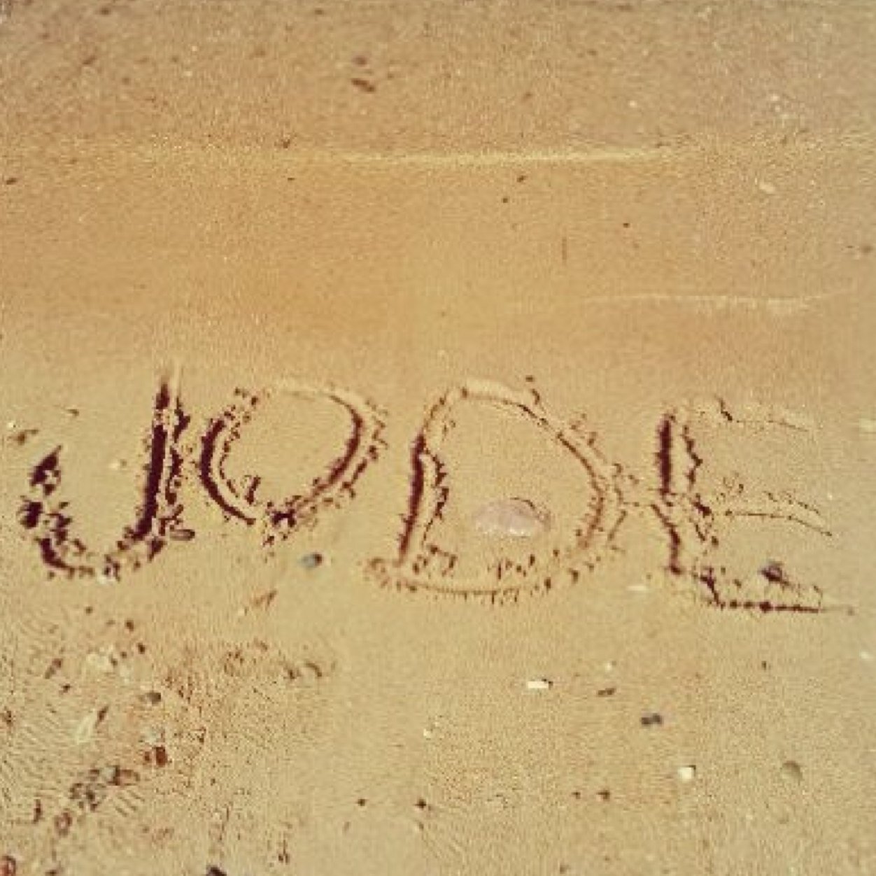 wejdanali3's profile picture. Umm Al-Qura University student, I realize my dreams, let me be something talking about my achievements society ،difficult but hope my Lord Chief .. : )