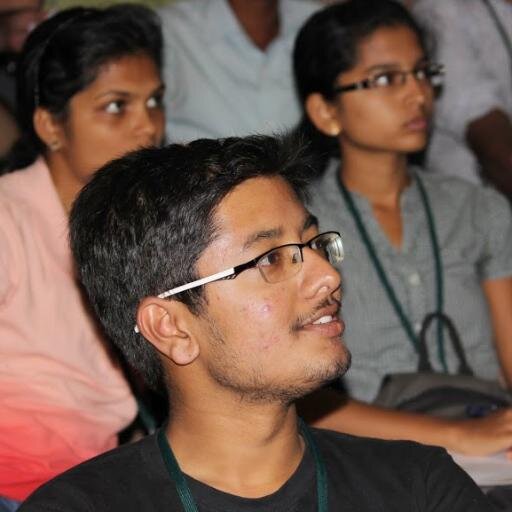 Mechie| F1 enthusiast| Hardcore Ferrari fan| Cricket (Test and ODI only!:P) lover| Quizzer|