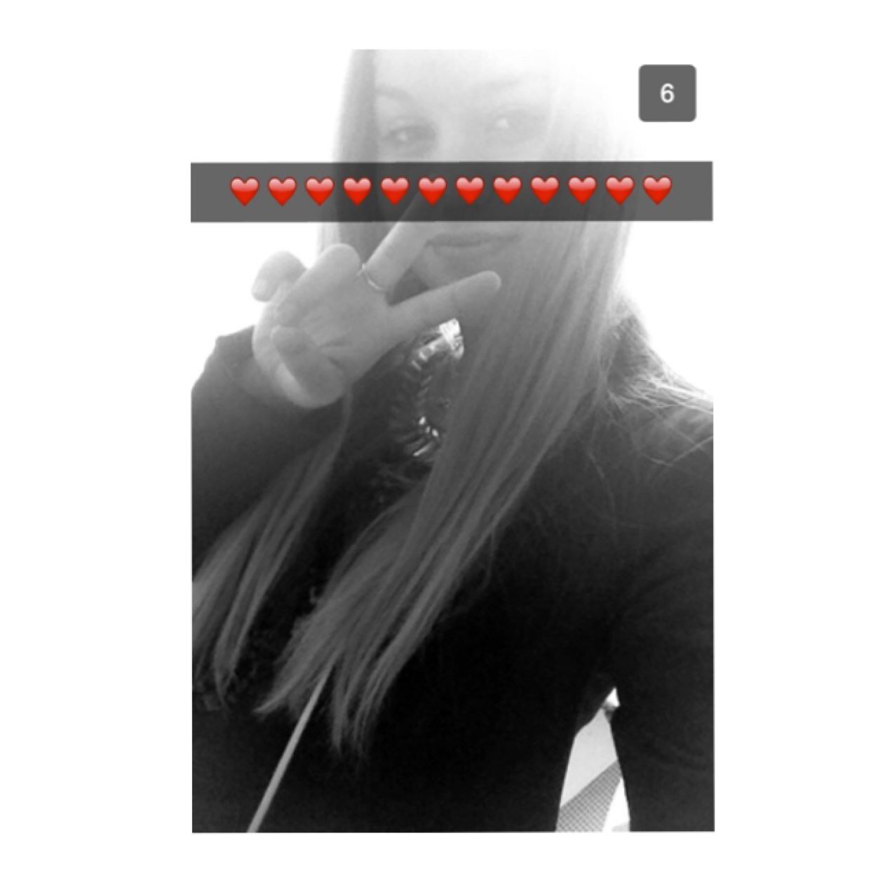 Instagram ; kusje_kelley | Laugh with everybody , trust no one.