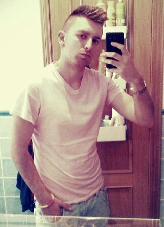 daniielheredia's profile picture. Somos como mariposas que fueron gusanos. #Swan// Valenciano de pura cepa. 20 te quiero.