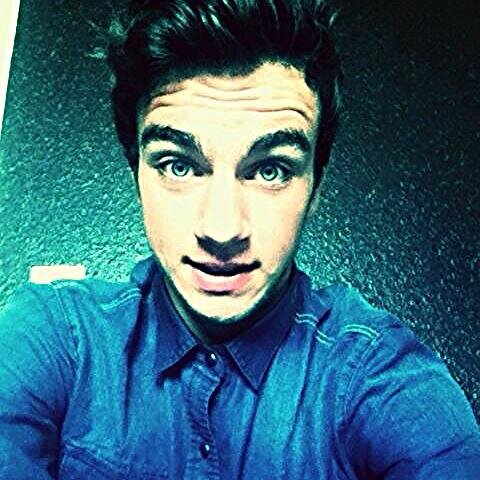 27 mai 1998                                                                                        snap: mariomarx                              insta: mario_mrx