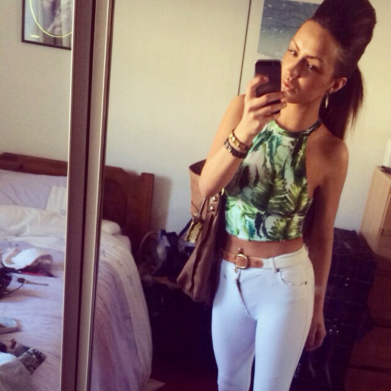 FERNMILLANx's profile picture. .