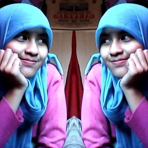 Penggalau tingkat internasional |Hellow! Welcome in my life! Follback? Mention aja!