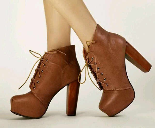 Jual sepatu,sandal,tas,baju||harga blom termasuk ongkir ya||size 36-40||happy shopping :D