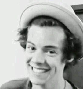 «I'm half a heart without my idols.» ♥