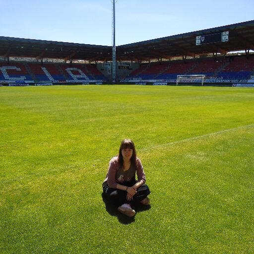 Pequeños detalles sostienen grandes amistades :)
En la vida existen momentos incomparables , cosas inexplicables y personas inolvidables . :) ⚽
