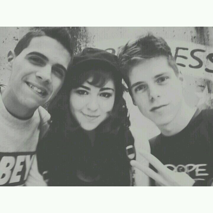 Loverofsatan_np's profile picture. Estudiante de peluquería en @Skala_Cor. Adoradora de Satán. Instagram : nahi_pn