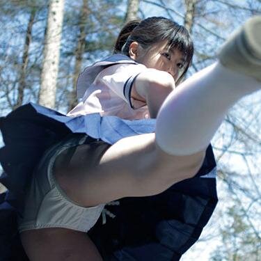 Hi. I'm Japanese. And I post Japanese beautiful girls pictures every day. If you want to see more pictures, please visit my website. Thank you!