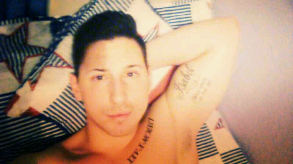 aBelGit's profile picture. demasiado sexy para ser reall