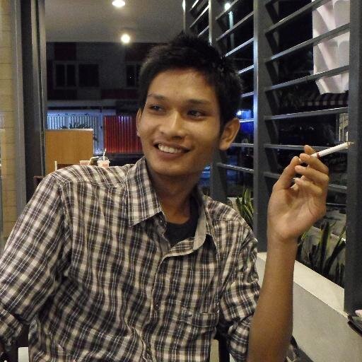 FiluruRisman's profile picture. Hidup terasa berarti saat kita berusaha memperjuangkan nya.