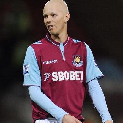I play for West Ham United Football Club #38 and Australia represented by 1on1 sports management! #LetThePlayersPlay IG - dylantombides