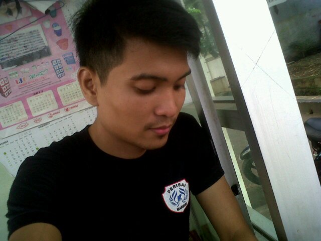 PoetraprtamaAL's profile picture. 