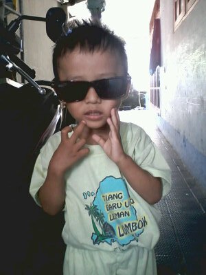 radenbagus27's profile picture. @crazyofX2 @sosis(XI-IPS)@ryanti angraini