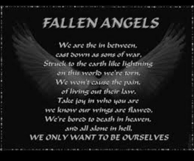Andy biersack , i love you! what do u do if the worlds against you? one day ill change the world& one day you'll be mine