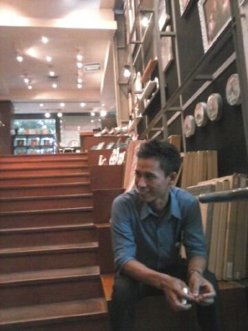 wryntz's profile picture. design interior furniture hotel,apartement nd home. nonosuteja@gmail.com