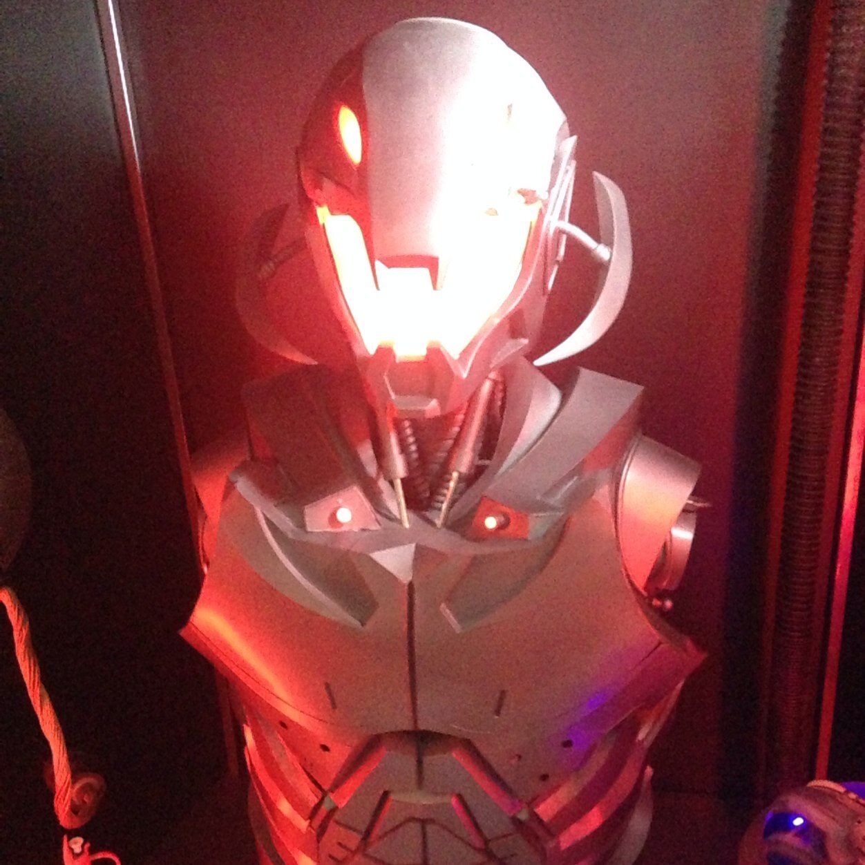 JacobJake - Comedian,Film Maker,Actor,Cosplayer.Bilingual (S/E) Check out our channel. Contact info: Thegeekevolution@gmail.com #SelfieWithAliens