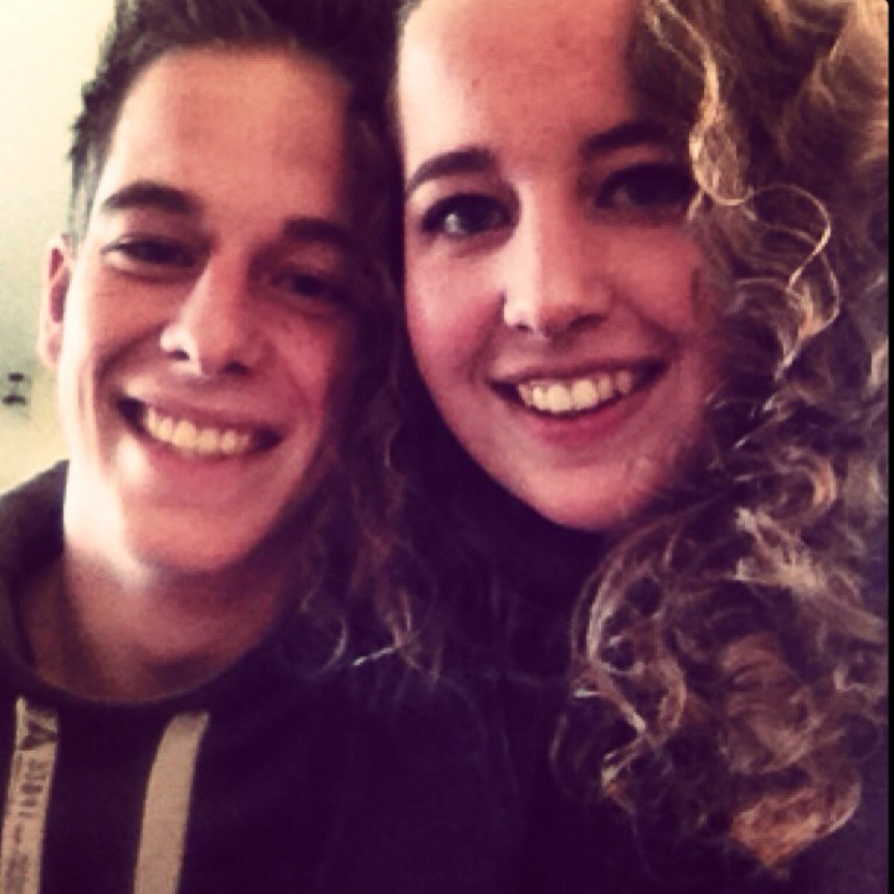 Alettaa2's profile picture. If your dream doesn't scare you, it's not big enough