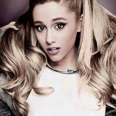 Ariana Grande Italia on Twitter: "Foto in HQ di Ariana per ...