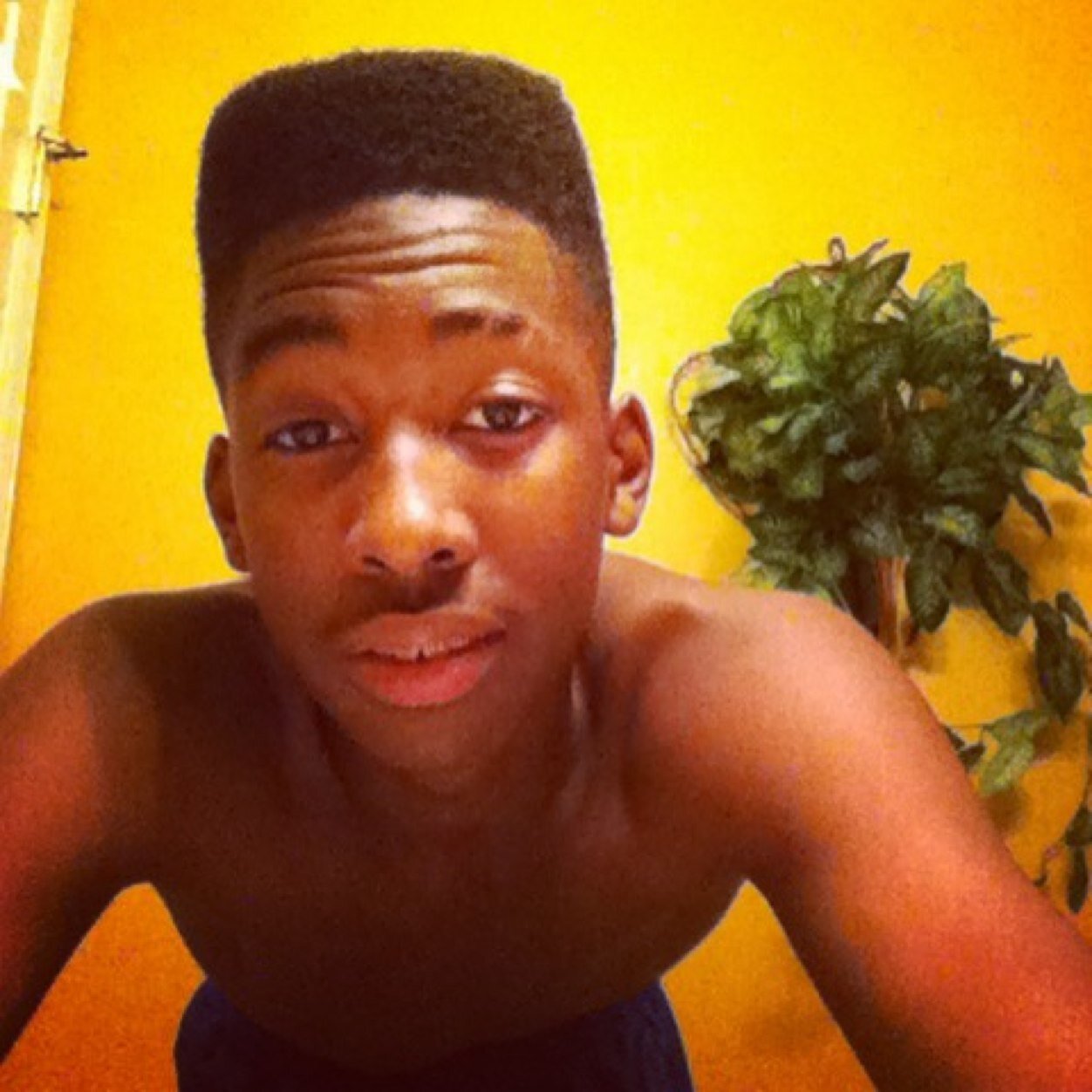 R.i.P GRANNY  


#HOOPERS LIFE 
#NWH -- N***** With Hair