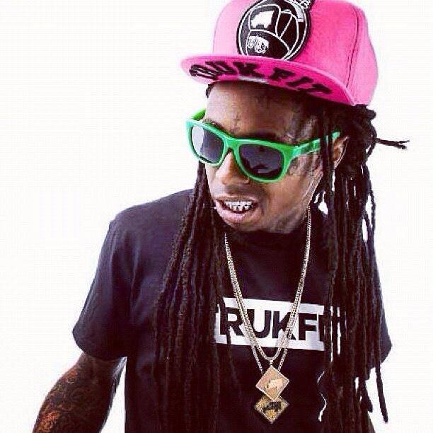 Gros fan de Lil Wayne ma gueule :D 27.09.1982 *-* #Young Mula Baby ;) Youtuber à plein temps xD