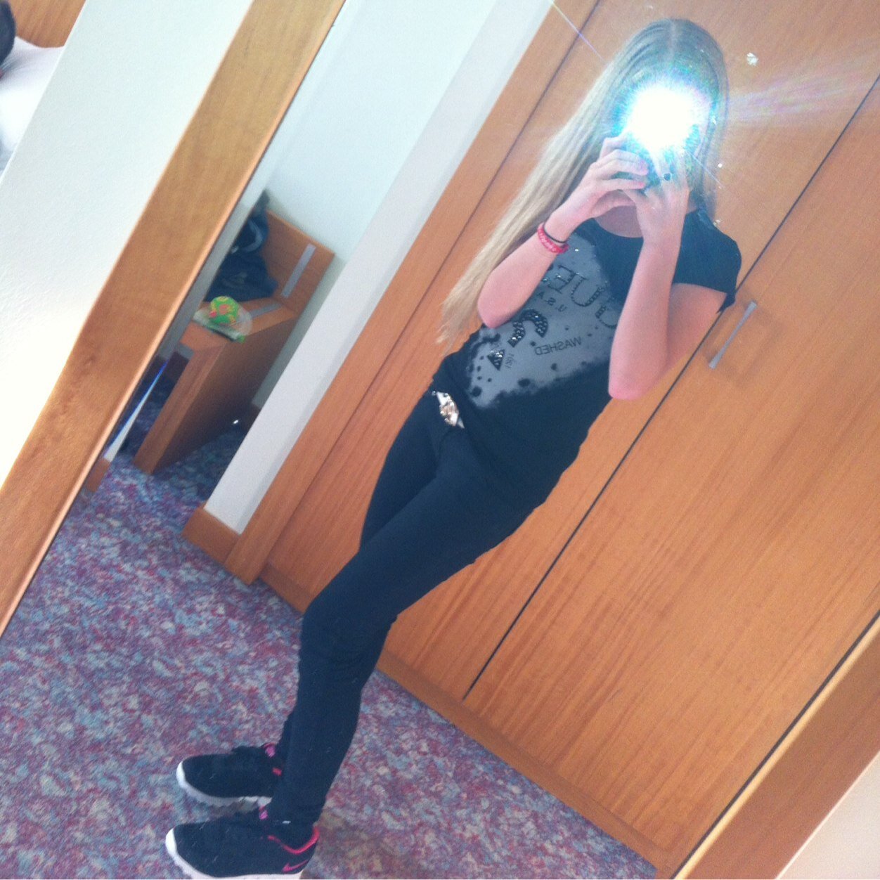 snapchat: rochellev12 insta:kusjesxrochelle ❤️
Number ask me x
