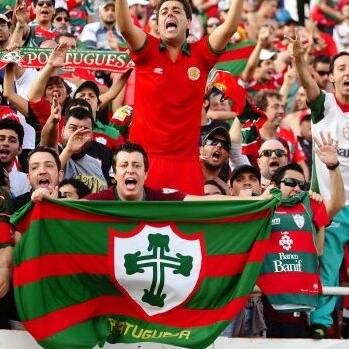 Indignado com um pais controlado por uma emissora de televisao e uma confederacao de futebol!!!